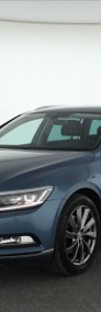 Volkswagen Passat B8 , Automat, Skóra, Navi, Klimatronic, Tempomat, Parktronic,-3