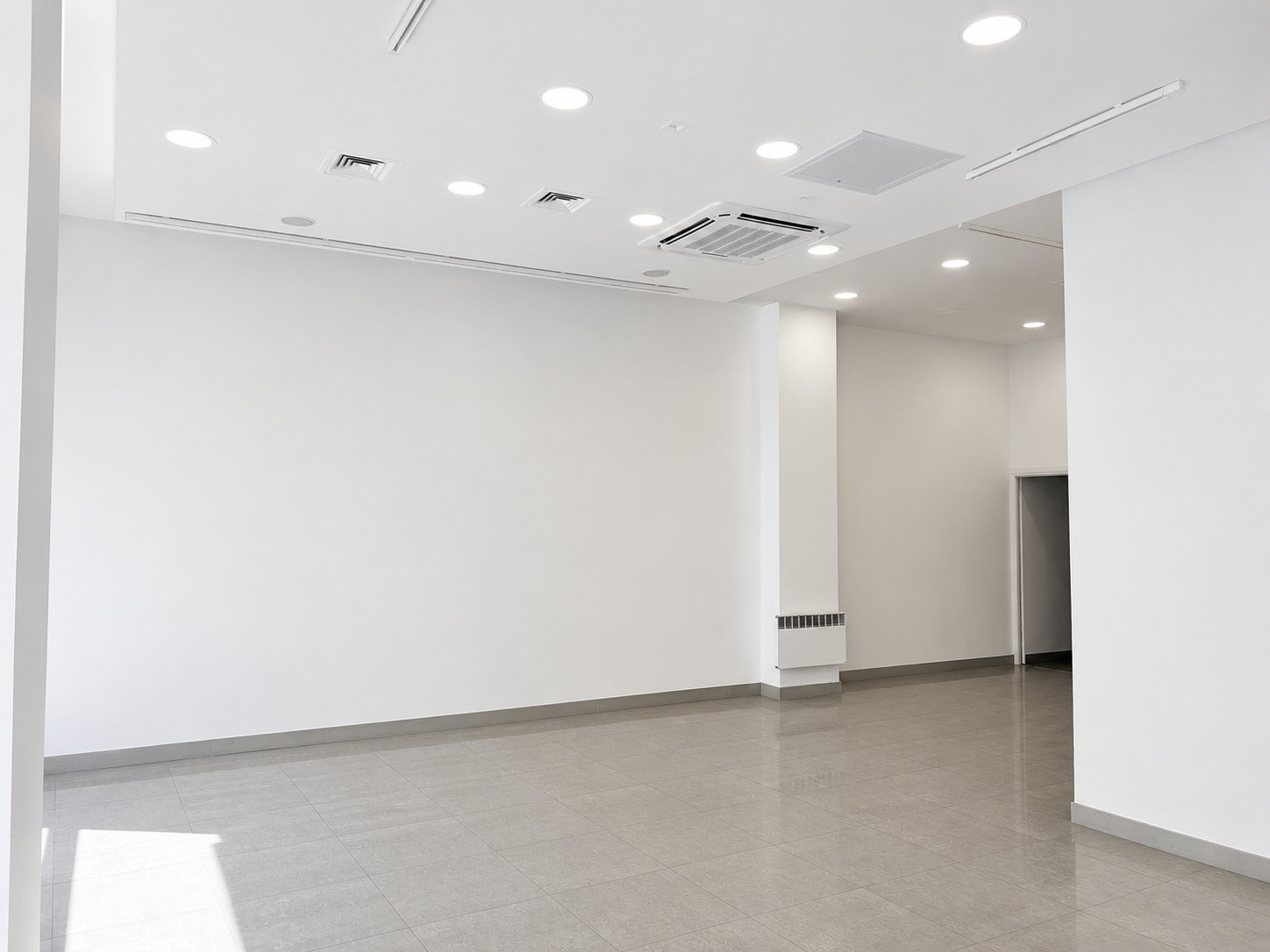 PRESTIŻOWY LOKAL HANDLOWO-USŁUGOWY | 135 m² | PIOTRKOWSKA 35 | PARTER | DUŻE WITRYNY | FRONT - Widok 3