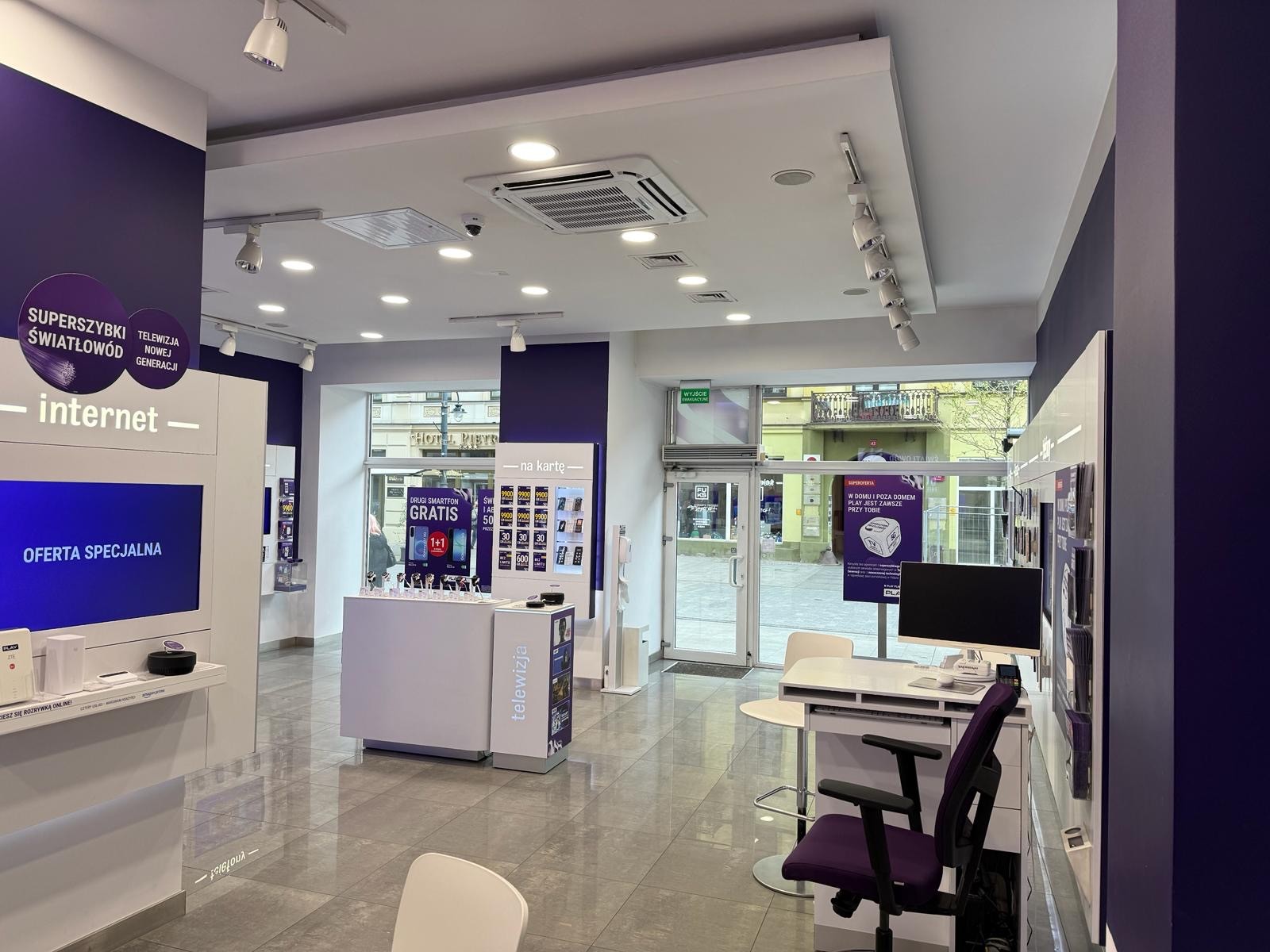 PRESTIŻOWY LOKAL HANDLOWO-USŁUGOWY | 135 m² | PIOTRKOWSKA 35 | PARTER | DUŻE WITRYNY | FRONT - Więcej