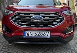 Ford Edge 4x4, jasny środek