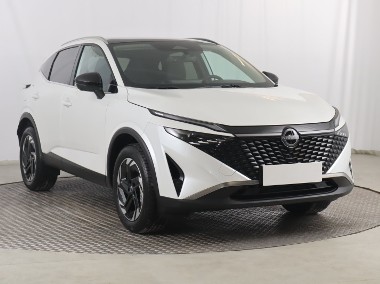 Nissan Qashqai III , 1. Właściciel, Serwis ASO, Automat, VAT 23%, Skóra, Navi,-1