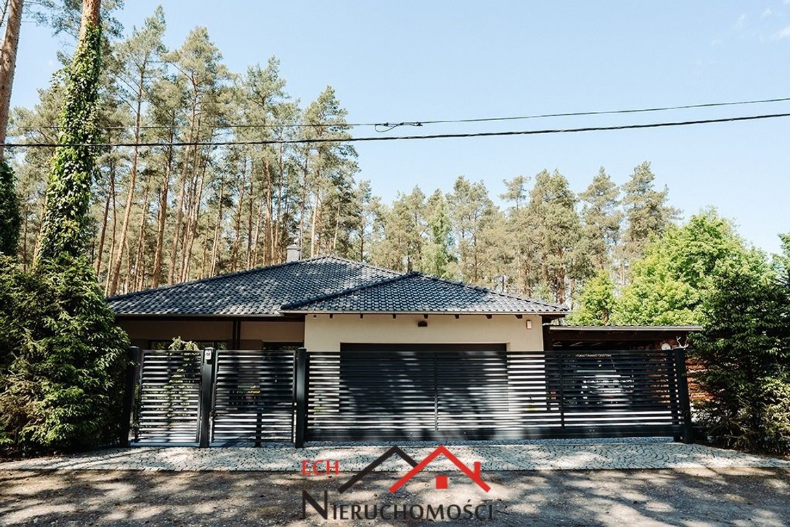 Dom na sprzedaż, 5 pokoi, 205 m², Santocko