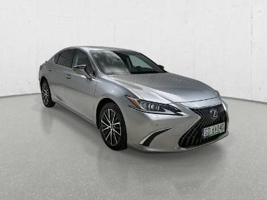 Lexus ES VII-1