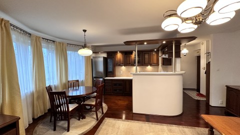 Sprzedam bezpośrednio dwupokojowe mieskzanei na OS. Gawra