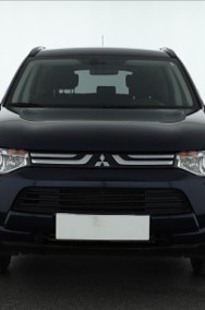 Mitsubishi Outlander III , 7 miejsc, Xenon, Klimatronic, Tempomat,-2