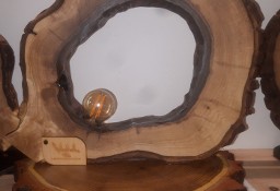 Lampa  z dwóch plastrów drewna