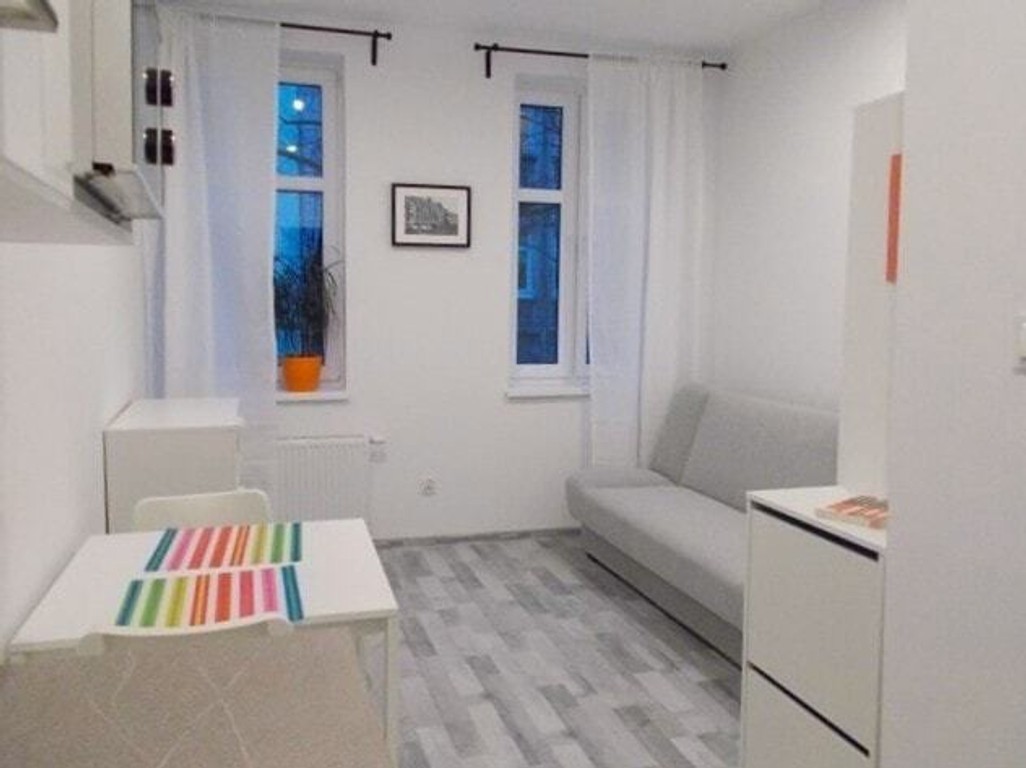 Kawalerka do wynajęcia, 16 m² Bocianowo, Racławicka