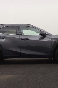 Lexus UX 300h F Sport Design 2.0 Hybrid Dynamic Force F Sport Design 2.0 Hybrid-2