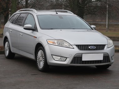 Ford Mondeo VII , Klimatronic, Parktronic, Podgrzewane siedzienia,ALU-1