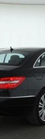 Sprzedam Mercedesa klasy E Coupé z 2011 roku-4
