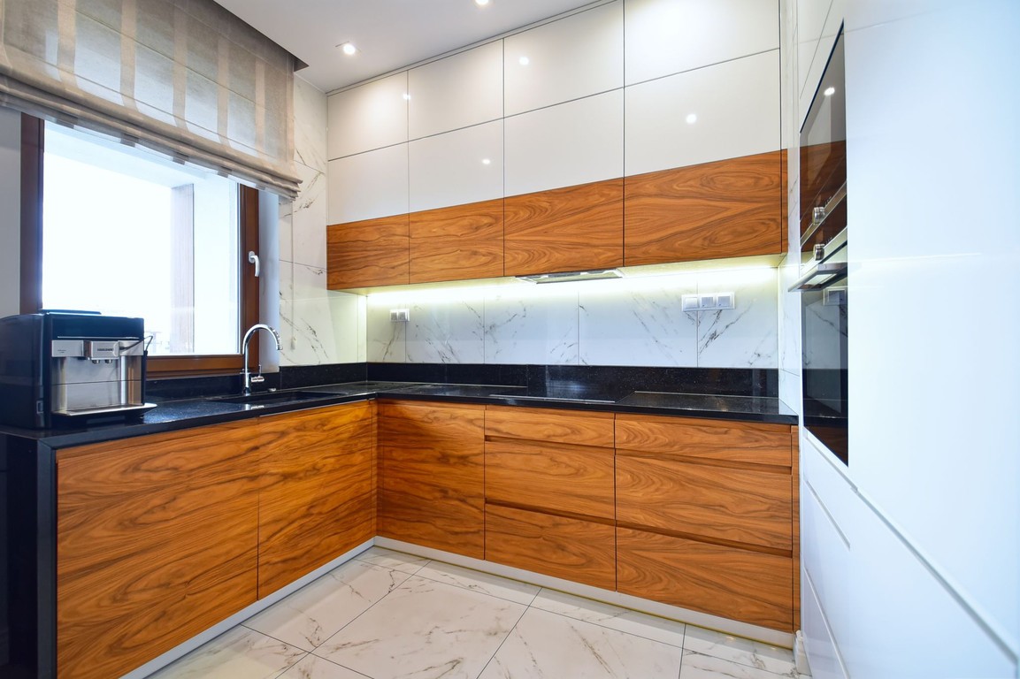 Prestiżowy Apartament * Dwa Pokoje * Duży Balkon * 2x Komórka + Garaż - Więcej
