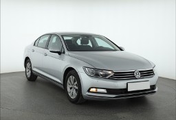 Volkswagen Passat B8 , Salon Polska, Serwis ASO, VAT 23%, Klimatronic, Tempomat,