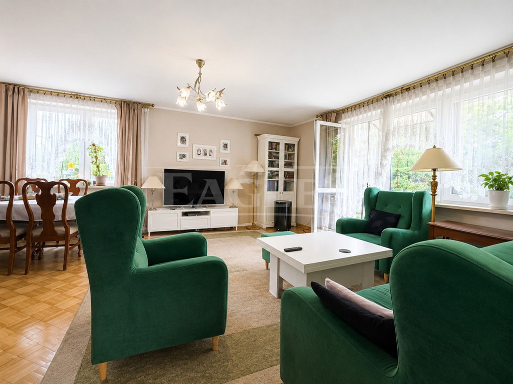 Dom 225 m², 6 pokoi, garaż, Wawer blisko SKM – pohled 3