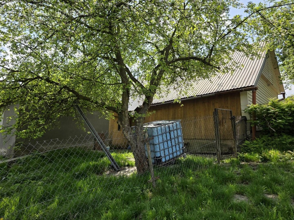 Drewniany dom na wzgórzu – wśród lasów i ciszy, 4,04 ha – další