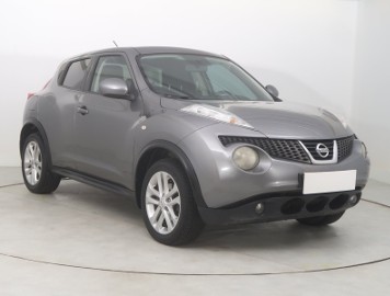 Nissan Juke , Automat, Klimatronic, Tempomat, Parktronic