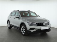 Volkswagen Tiguan , Salon Polska, 1. Właściciel, Serwis ASO, DSG, Navi,