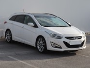 Hyundai i40 , Skóra, Navi, Xenon, Klimatronic, Tempomat, Parktronic,