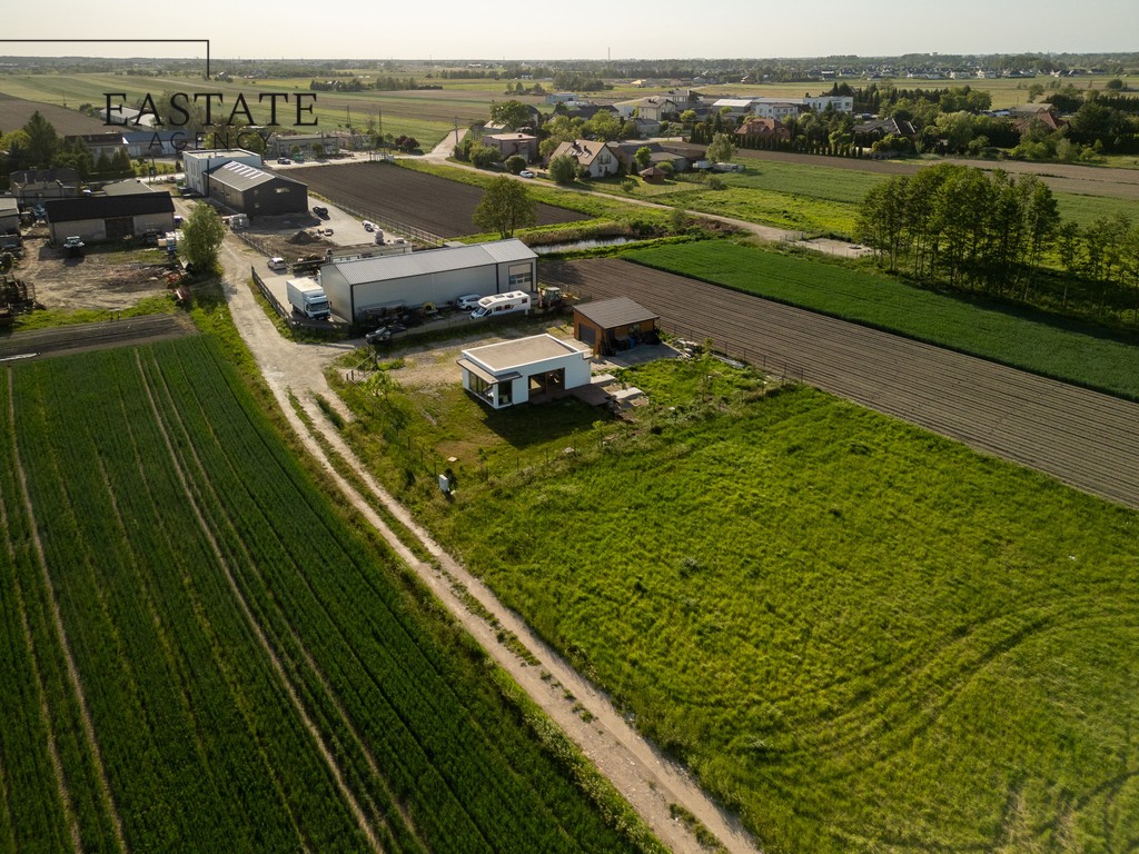 Janczewice - działka z domkiem i garażem – pohled 3