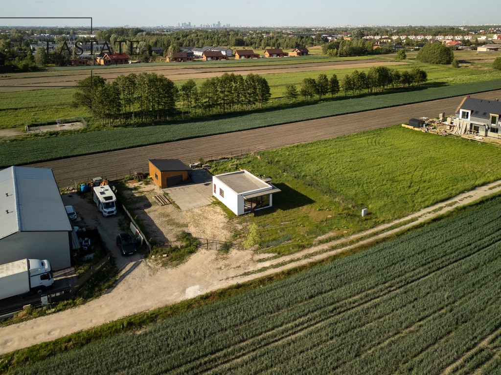 Janczewice - działka z domkiem i garażem – pohled 5