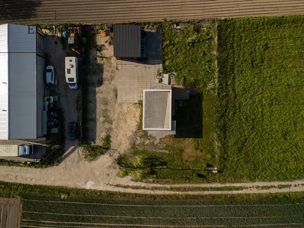 Janczewice - działka z domkiem i garażem – pohled 6