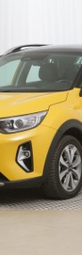 Kia Stonic , Serwis ASO, VAT 23%, Klimatronic, Tempomat, Parktronic,-3