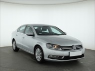 Volkswagen Passat B7 , Salon Polska, Klimatronic, Tempomat, Parktronic,