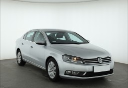 Volkswagen Passat B7 , Salon Polska, Klimatronic, Tempomat, Parktronic,
