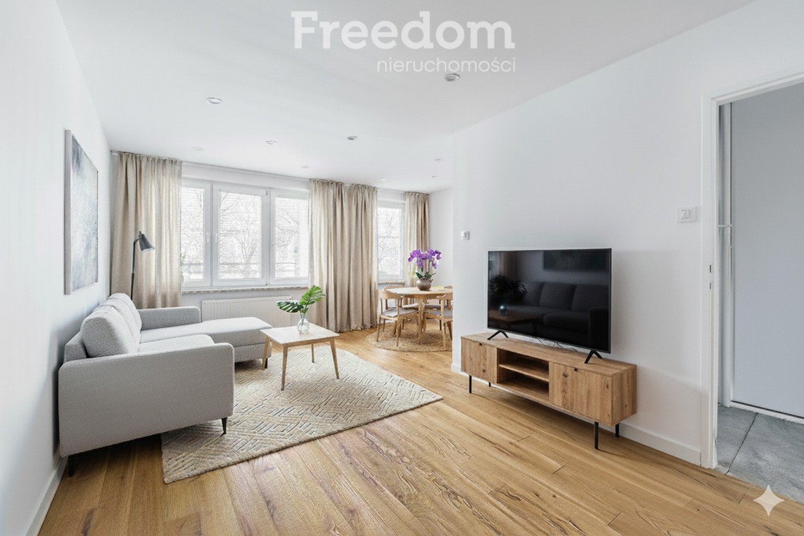 2 pokoje z loggią, Muranów – ul. Karmelicka, Warszawa
