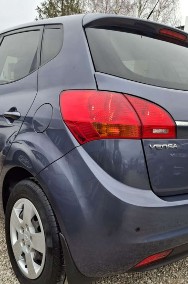 Kia Venga-2