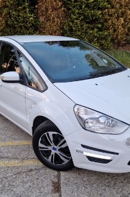 Ford S-MAX II-2