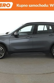 BMW X1 F48 navi klima auto grzane fotele kamera i czujniki parkowania-2