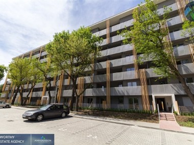 Centurm, 32.6 m2, balkon, parking, nowy budynek-1