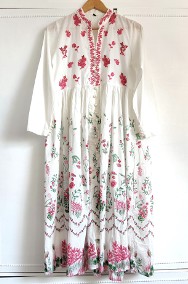 Piękna sukienka orientalna rozkloszowana bawełna S 36 biała kwiaty haft orient-2