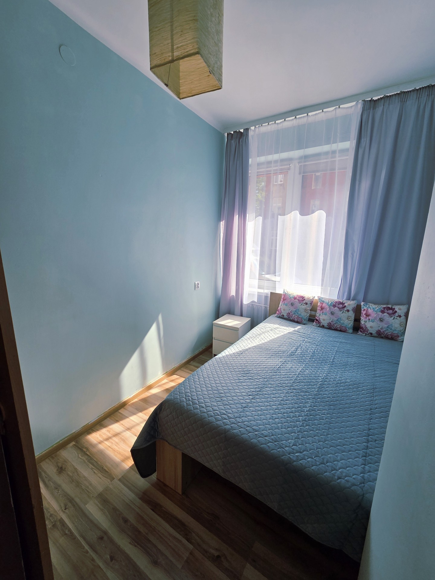 Centrum dwa pokoje, świetna lokalizacja, łatwy dojazd, spokojnie i wygodnie. - Widok 3