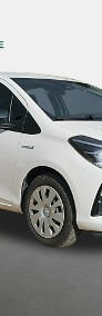 Toyota Yaris III Hybrid 100 Active Hatchback. DW2CL72-3