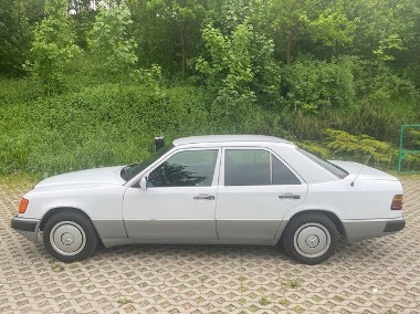 200 diesel sedan tylko 252 000 km-1