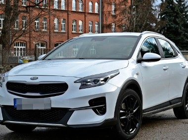 Kia Xceed-1