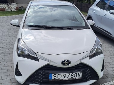 salon Polska, pierwszy właściciel-1