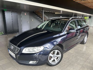 Volvo V70 III-1