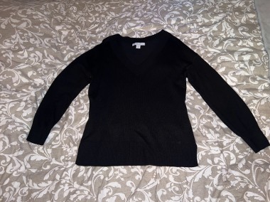 Thin black sweater-1