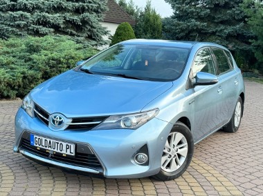 Toyota Auris II-1