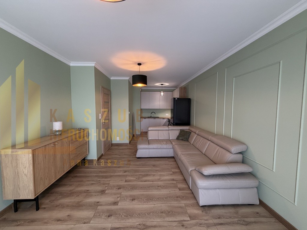 2 pokoje 49m², balkon, wysoki standard, winda – pohled 4