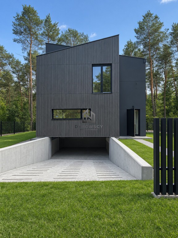 Dom na sprzedaż, 4 pokoje, 240 m², Józefów