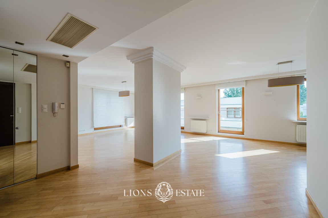 Elegancki apartament | 4 sypialnie| Taras - Widok 3