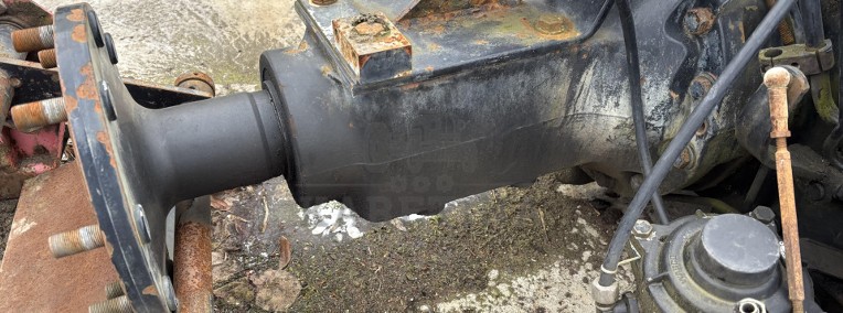 CASE Maxxum MX 95 100 110 120 135 Obudowa Pochwa Tylnego Mostu Przekładni Lewa 125709A3-1