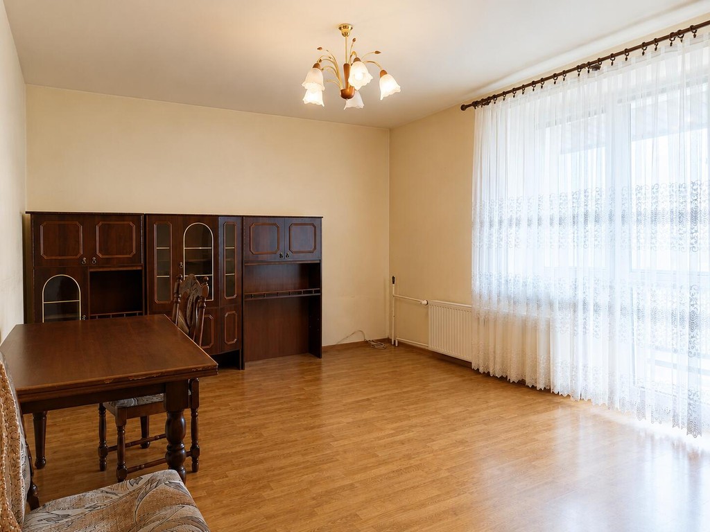 Kłobuck | 2 pokoje | 2 piętro | balkon | do remontu