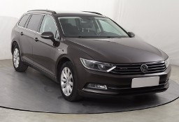Volkswagen Passat B8 , 190 KM, Automat, Klimatronic, Tempomat, Parktronic,