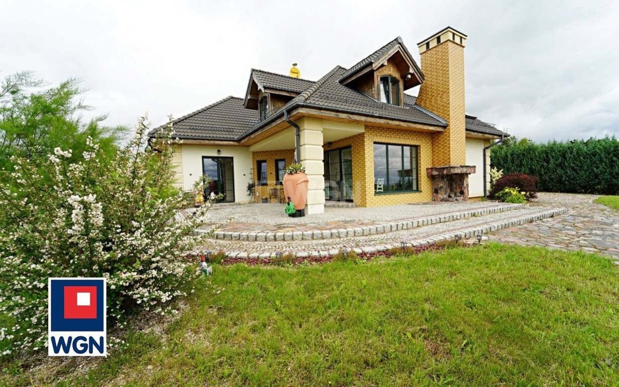 Dom na sprzedaż, 203 m², 7 pokoi Elbląg Komorowo Żuławskie
