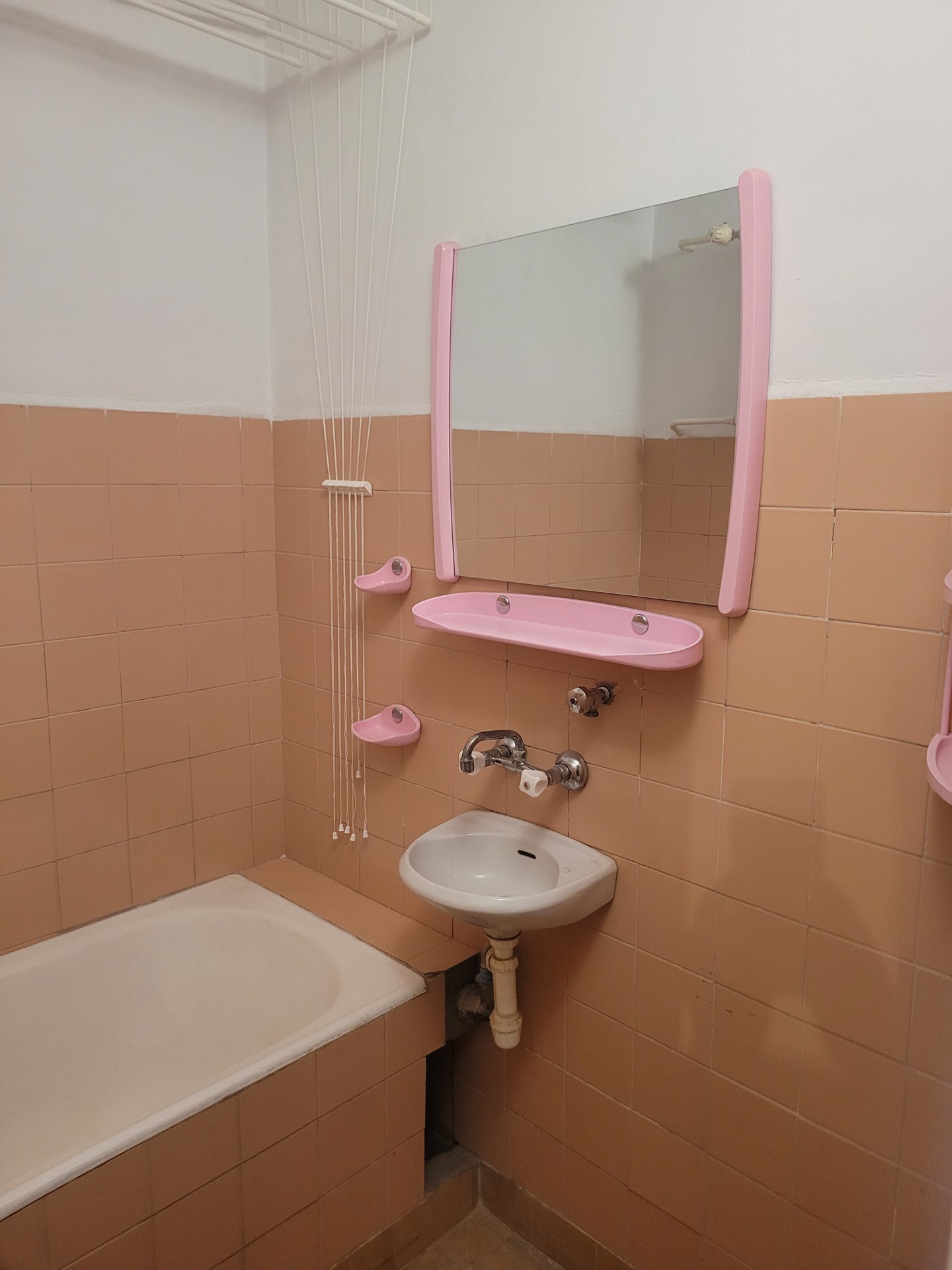 3-pokojowe mieszkanie 61,3 m² (ok. 65,6 m² powierzchni użytkowanej) | parter | ul. Niepodległości 4 | Kalinowszczyzna | bez pośredników - Więcej