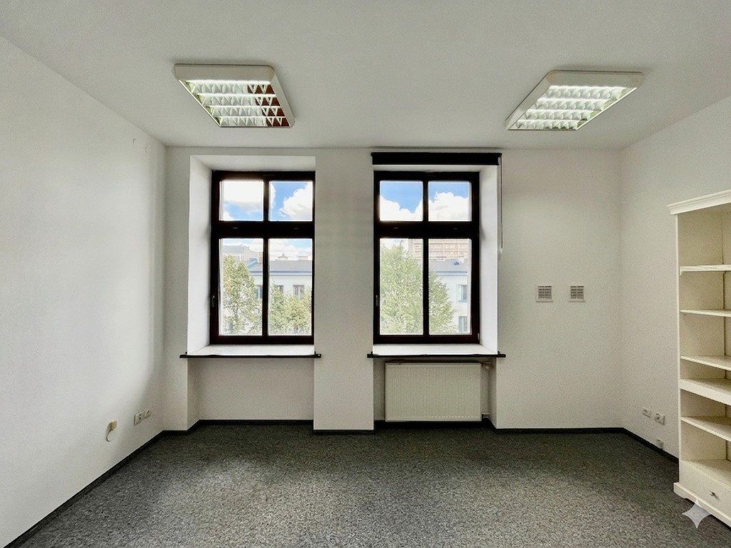 Biuro dla księgowej, doradcy lub freelancera | 20 m² | Piotrkowska 60 | winda - Więcej
